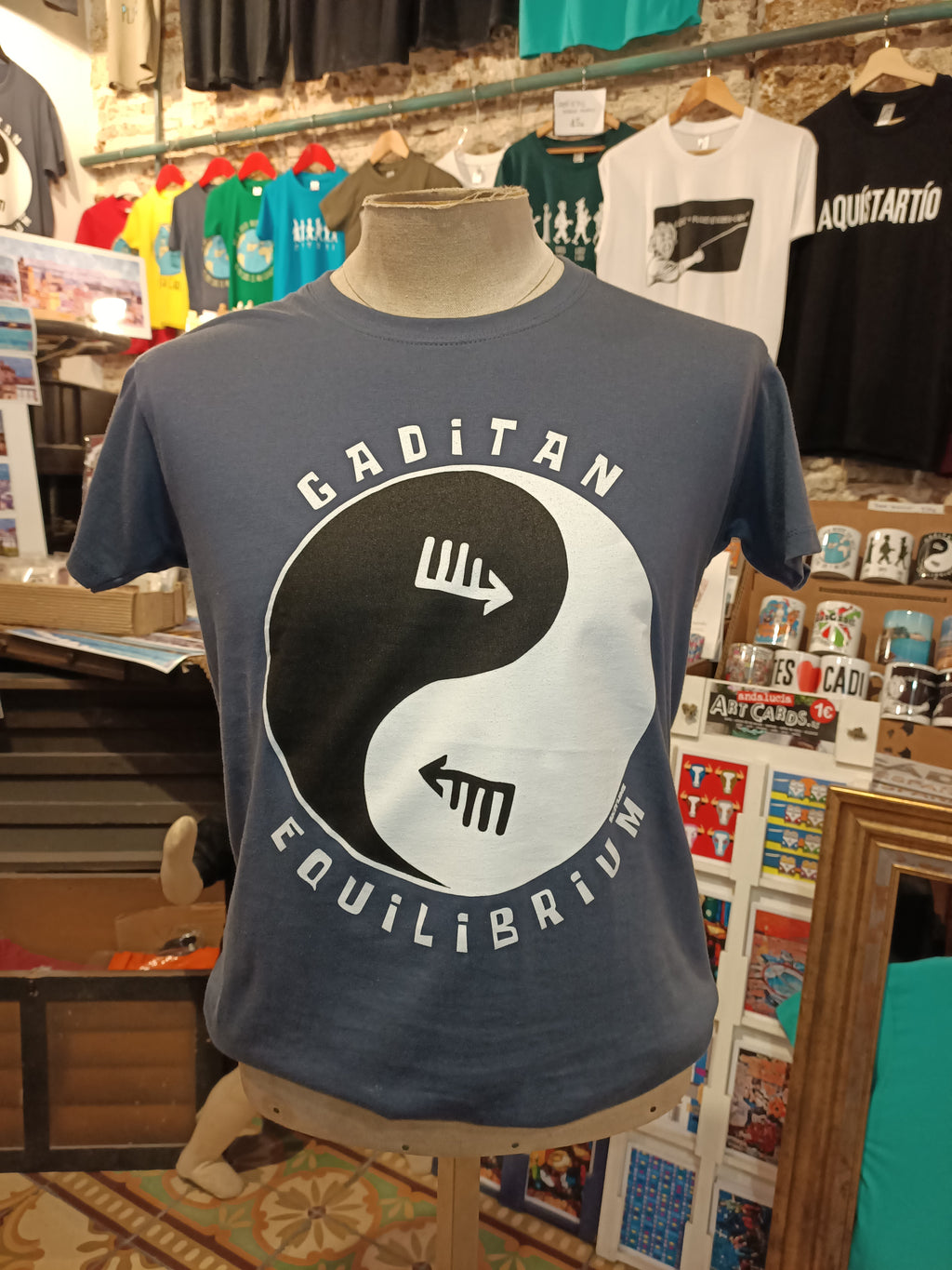 Camiseta "GADITAN EQUILIBRIUM"